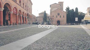 Piazza Santo Stefano nel video A DAY IN BOLOGNA